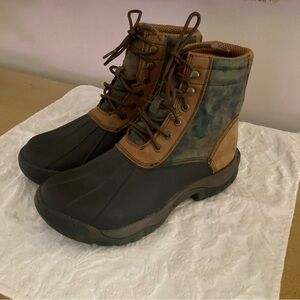 Twisted X Brown and Black Winter Boots